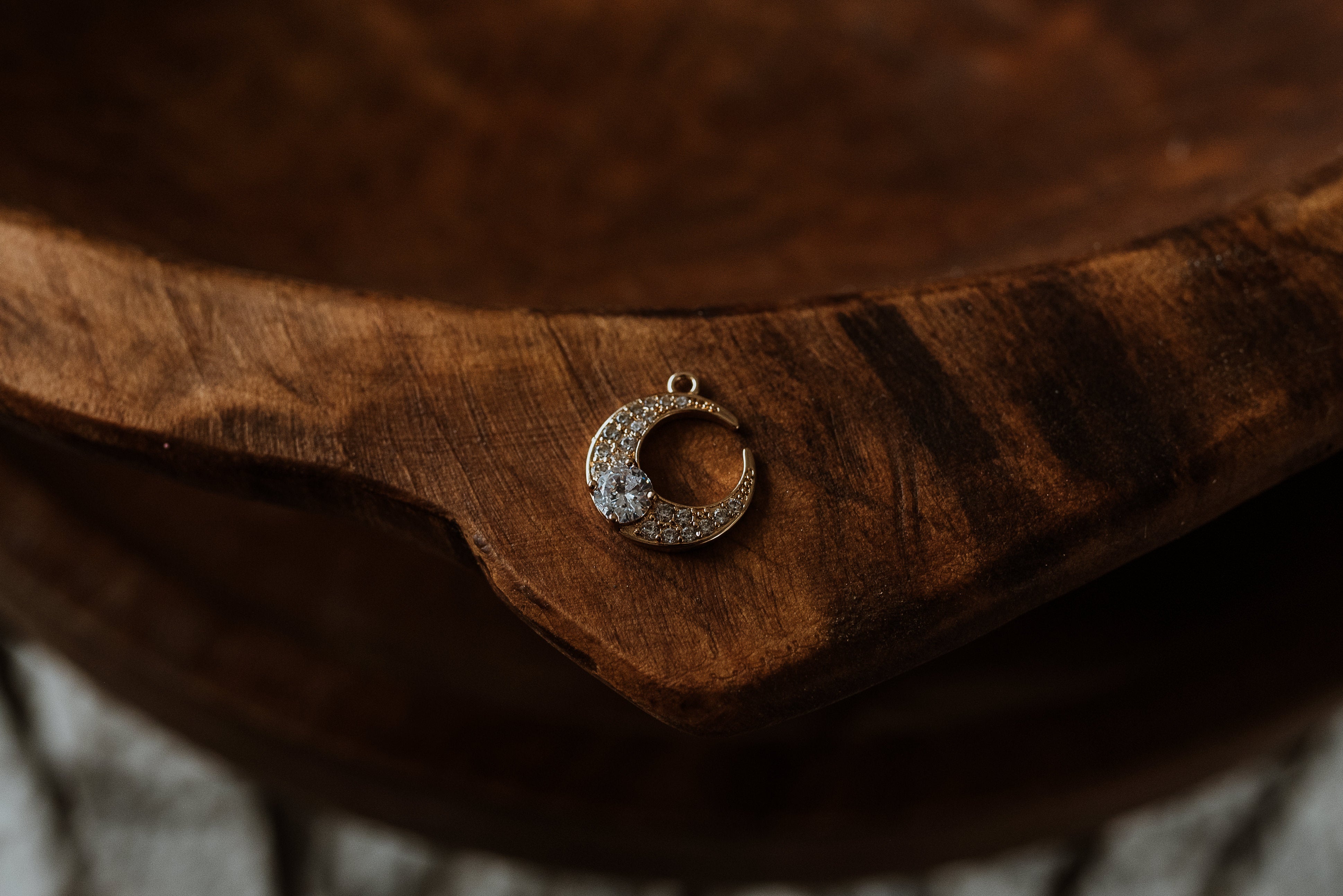 Silver Charm - Crescent Moon