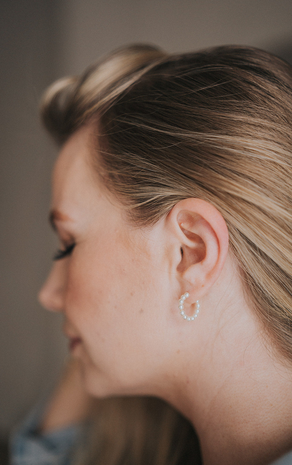 Pearly Stud Earrings - Hart