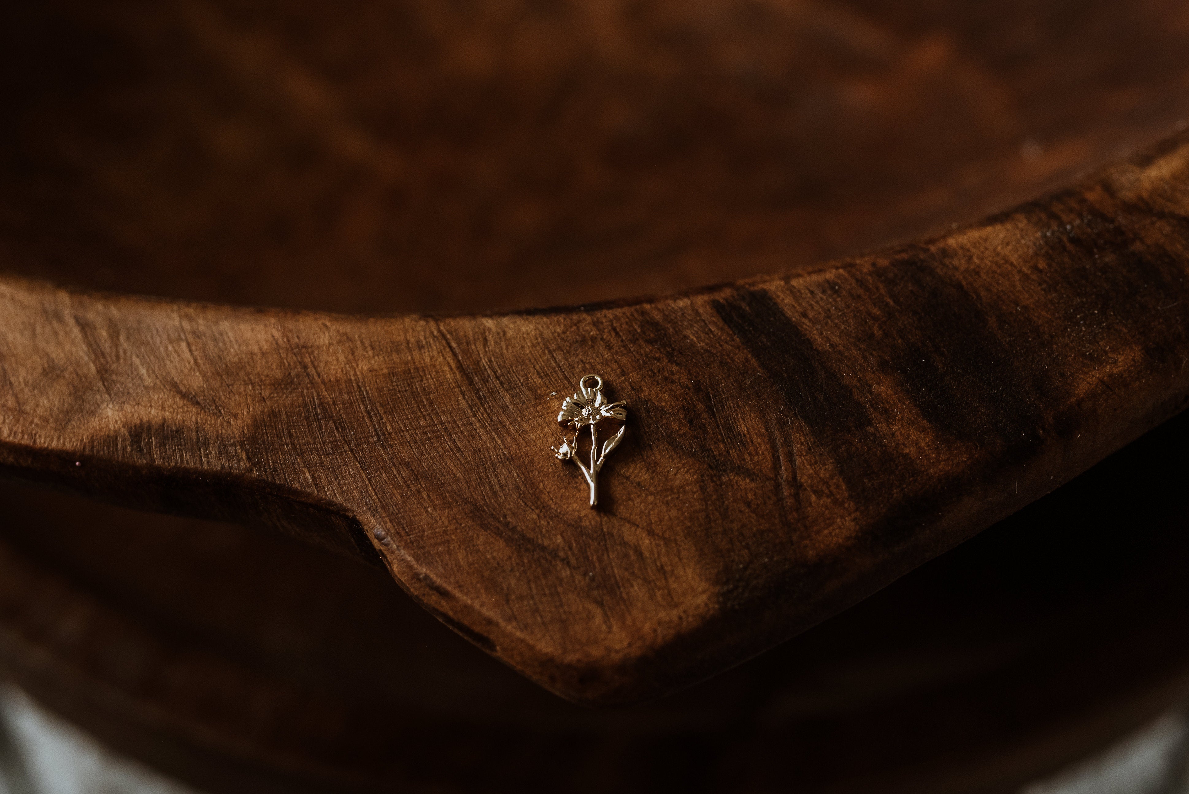 Gold Charm - Cosmo November Birth Flower